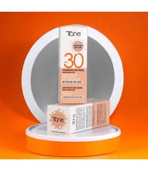 Fotoprotector solar facial en crema